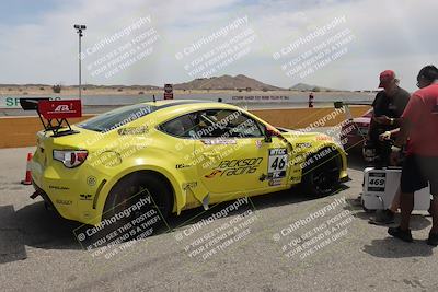 media/Jun-01-2025-CalClub SCCA (Sun) [[eae223c5dd]]/Around pit/